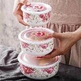 Керамические салатники разных размеров с крышками 3 штуки, белый/розовый, 160х160х70 — фото 2
