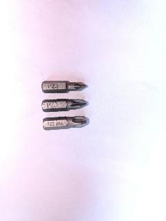 Биты набор PZ1х25, PZ2х25, PZ3х25 хвостовик 5/16" Magna США