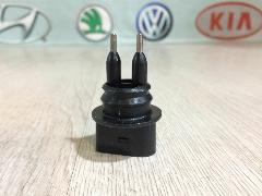 Датчик уровня жидкости в бачок омывателя Skoda Audi Volkswagen Seat Шкода Ауди Фольксваген Сеат, черный