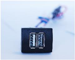 Автомобильное зарядное устройство двухгнёздное штатное Штат USB 2.0 2х2 3А/5V/15W Приора/Калина 2/Гранта