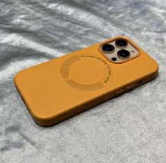 Чехол MagSafe для iPhone 14 Pro светло-желтый