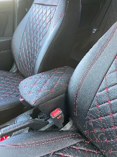 Подлокотник - бар для KIA Rio III c 10-17г. Экокожа, черный, красная строчка., черный красная строчка ромб