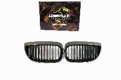 BMW E81 E87 2004-2007 Решетки радиатора ноздри M стиль одинарные shadow line LOWSUFF RGBMWE81X1GLBK, черный