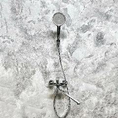 Смеситель для ванны и душа, с лейкой BELZ B22713, нержавеющая сталь, хромированный.