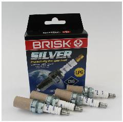 Свечи зажигания для ВАЗ (8 клап, инж.) газ / бензин ) BRISK Silver LR15YS-9 Комплект (4шт), М14